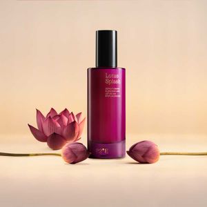 82e Lotus Splash &amp; Sugarcane Soak Cleanser