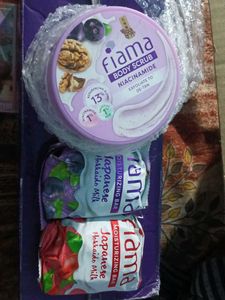 Fiama Body Scrub & Moisturizing Bars