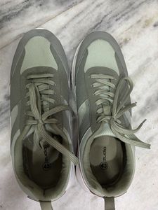 Stylish Green Casual Sneakers