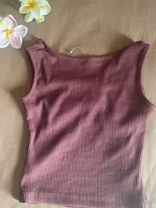 Cute brown fitted top