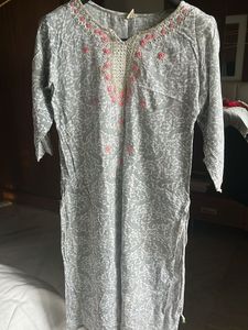 Embroidered Grey Kurta