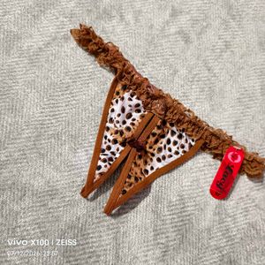 20127. Leopard Print G-string Panty