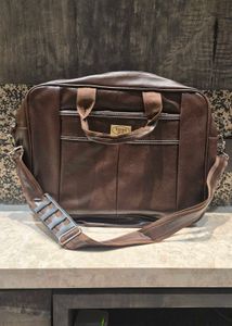 New Classic Brown Leather Duffle Bag
