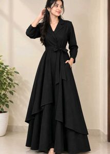 Chic Black Maxi Dress with Belt