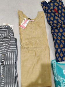 Chic Kurtas Set of 5