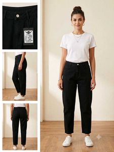 Black High-Waisted Tapered Baggy Jeans