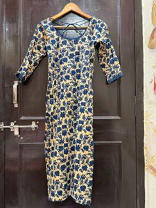 Beautiful Dark Blue Floral Print Kurta