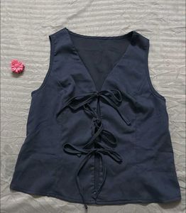 Sleeveless V-Neck Tie-Up Top from savana