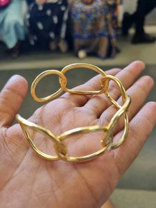 Stylish Gold Cuff for easy Accessory
