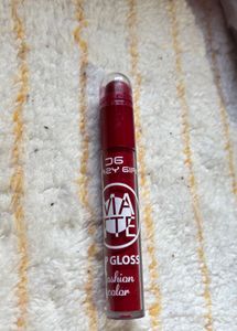 liquid lipstick maroon