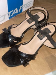 Stylish Black Block Heel Sandals