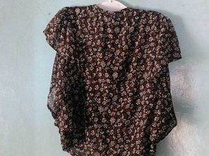 Chic Floral Print top