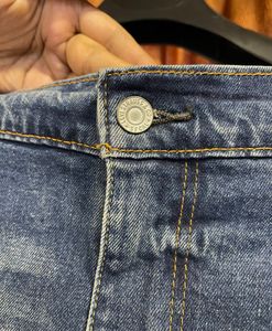 Levi’s Men Straight Fit Distressed Heavy Jeans