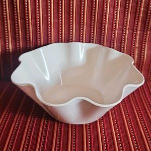 Off white floral design bowl
