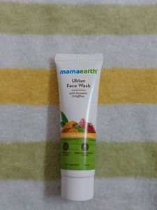 Mamaearth Ubtan Face Wash Wuth Turmeric & Saffron