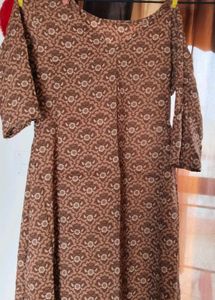 2 kurta combo Vibrant Striped Aline &amp; lehriya kurt