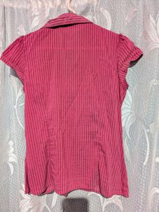 y2k PINK FITTED BUTTON TOP