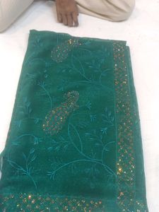 Elegant Emerald Green Saree with Peacock Embellish