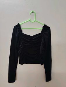 Chic Ruched Black Long Sleeve Top✨