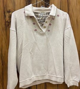 Cute Embroidered Collared Sweater size medium