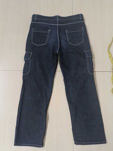 black cargo jeans