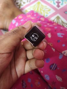 Bella Voste Lipstick (Shade M-20)