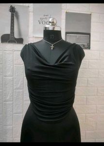 Chic Black Off-Shoulder Ruched Top