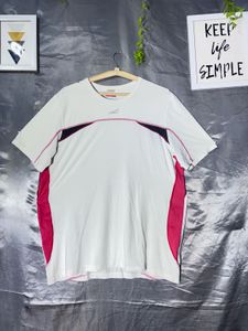Man's T-shirt for runnning and gym wear