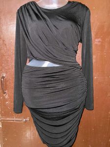 Elegant Black Ruched Long Sleeve Dress