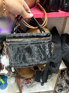 Vanity crossbody Bag🎀