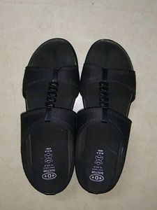 Black sandals (Doctor +)
