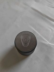 U&amp;i Portable Bluetooth Speaker - Can Series black