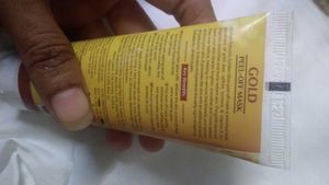 Globus Naturals Gold Peel-Off Mask