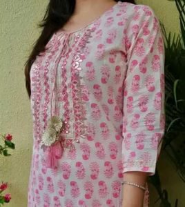 Pink Printed Kurta with Pants