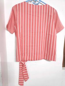 Elegant 💕🪩Ajio Striped Tie-Waste Top