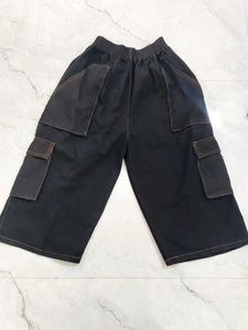 Stylish Cargo Capris 5 pockets