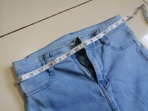 Light Wash Skinny Jeans