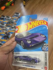 Hot Wheels 1971 Lamborghini Miura SV