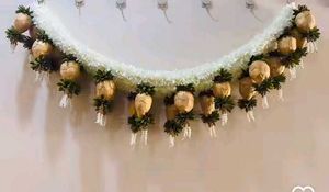 Gajra Floral Toran