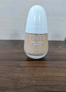 Clinique Even Better Clinical Serum Foundation