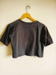 Snoopy Graphic Print Cropped T-Shirt