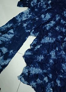 Tie-Dye Long Sleeve Top