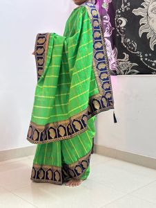 Vibrant Green Checked Saree with Paisley Border