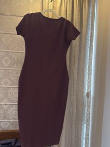 Ribbed V-Neck Midi Dress