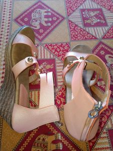High Heels 👠With Zip Lock (9.5) (41)Boots Style