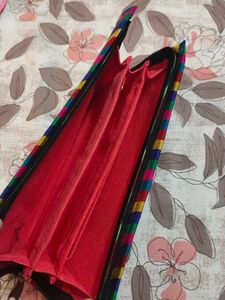 💯💯❤️❤️💜🔵Embroidered Clutch👌👌