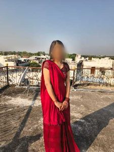 Elegant Red Saree for Sale 💃
