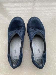 Clarks Cloudsteppers Slip-Ons