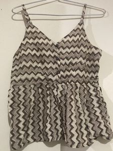 Printed Top, Size Small