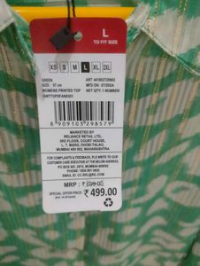 Chic Green Animal Print Button-Up Shirt